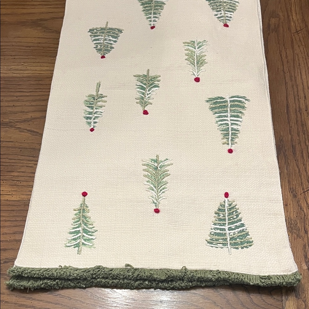 Cynthia Rowley Festive Tree Pattern Table Runner, 68 x 16 inches - Picture 6 of 11